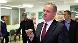 Kiska sa zastal výrobcu cícerovej nátierky