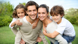 Anketa: Prečo ženy odmietajú manželovo priezvisko? 