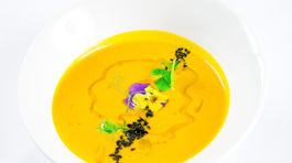 Milujete polievky? Ochutnajte krémovú z muškátovej tekvice