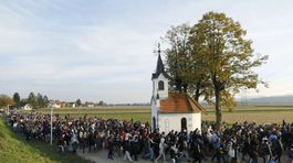 Slovinsko s ťažkosťami zápasí s prílivom utečencov, kritizuje Chorvátsko