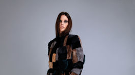 Model z kolekcie Miklosko Fashion Design - sezóna: jeseň-zima 2015.