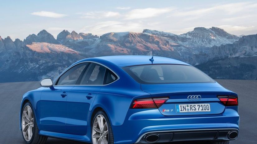 Športový podvozok je znížený o ďalších 20 mm.