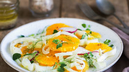 Kontrast chutí! Dokonalý šalát k stejku má jednoduchý recept