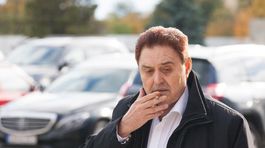 Konanie s Majským opäť presunuli, vyhovoril sa na chorobu