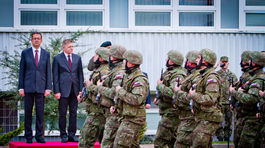 Fico na rozlúčke s vojakmi: Utečenecká kríza je aj bezpečnostná