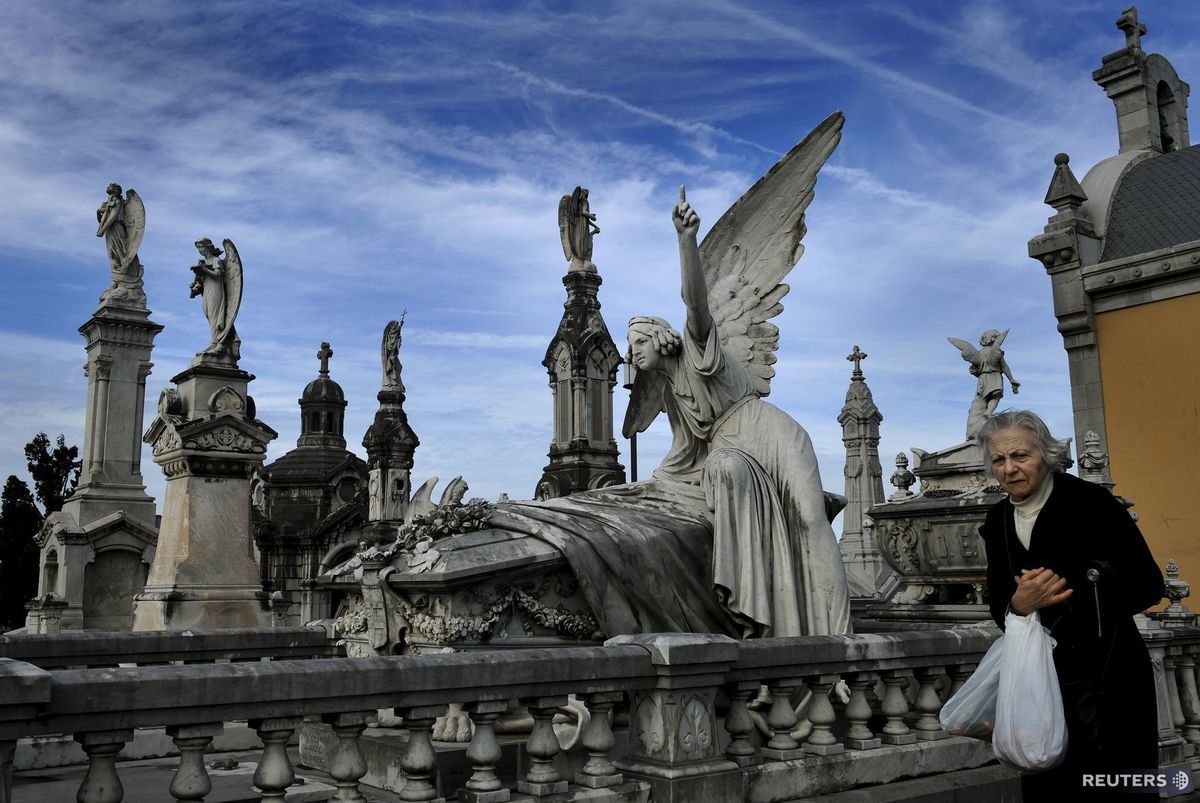 Španielsko, cintorín, dušičky, Sviatok všetkých svätých, pamiatka zosnulých, hrob