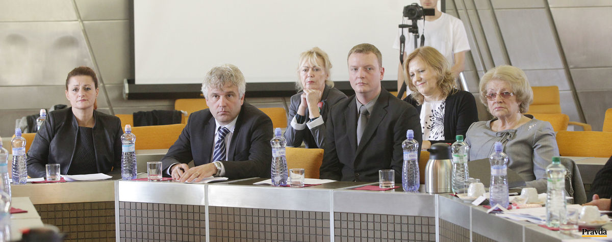 Kandidáti na detského ombudsmana (zľava):...