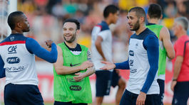 Benzema je zranený, Valbuena zasa dotknutý. Francúzi budú hrať bez nich