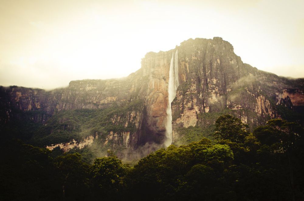 Anjelské vodopády, Venezuela, stolová hora