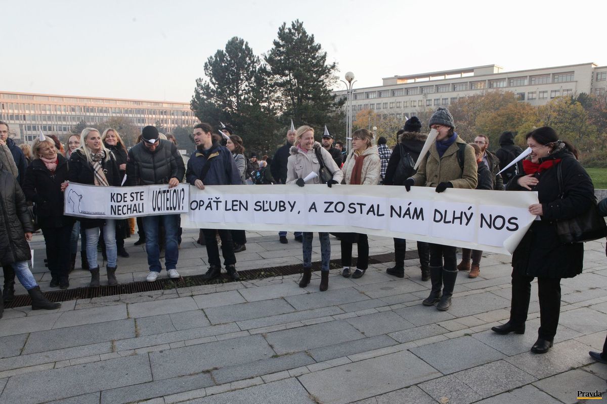 Problémom je podľa učiteľov stav škôl, ktoré sú...