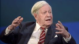 Schmidt bol veľký štátnik. Do poslednej cigarety