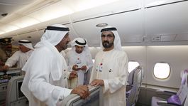 Emirates, Dubaj, lietadlo, Airbus A380-800