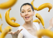 banán, žena, banány