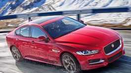 Jaguar XE AWD - 2016