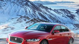 Jaguar XE AWD - 2016