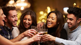 Alkohol v krvi si dáva načas. Na čo si dať pozor vo sviatočné dni?