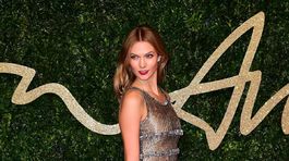 Topmodelka Karlie Kloss.