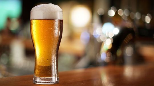 Strana piva môže byť v rakúskom parlamente, rekordne jej rastú preferencie