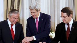 Kerry rokoval na Cypre, dohoda o zjednotení je vraj blízko