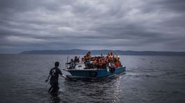 Grécko s Frontexom začnú od pondelka vracať migrantov do Turecka