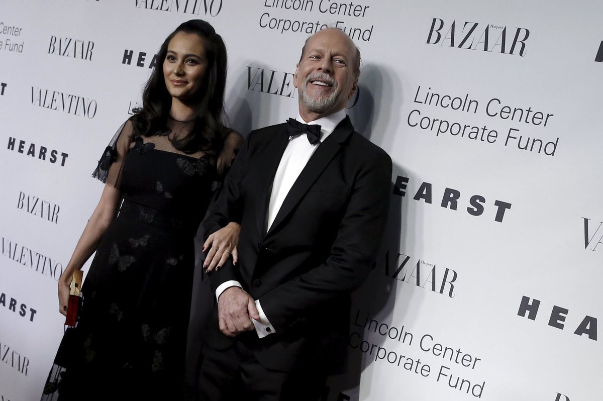 Bruce Willis a jeho manželka Emma Heming počas...
