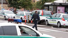 Vyšetrovanie policajnej streľby na auto, pri ktorej zomrel 17-ročný pasažier, ešte neskončili