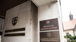 S tisíckami dovolaní pomôžu súdu aj nezamestnaní