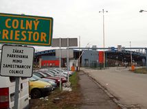 Vyšné Nemecké, hraničný priechod