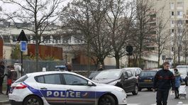 Francúzsko: Údajne napadnutý učiteľ si útok vymyslel