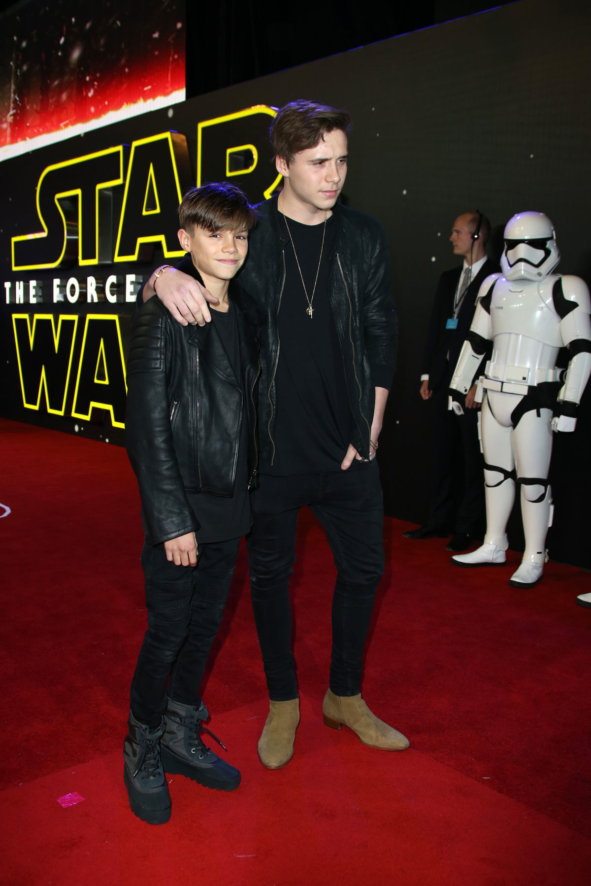 Súrodenci Brooklyn Beckham (vpravo) a Romeo...