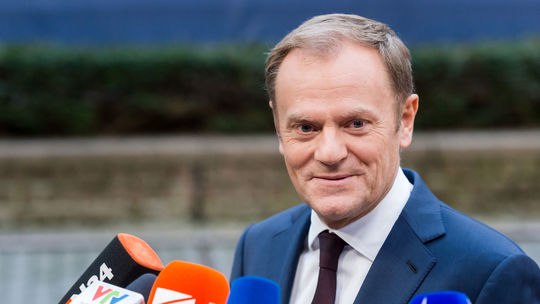Tusk sa vracia do poľskej politiky, stal sa lídrom opozičnej Občianskej platformy