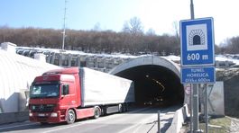 Pred tunelom Horelica musia vodiči spomaliť