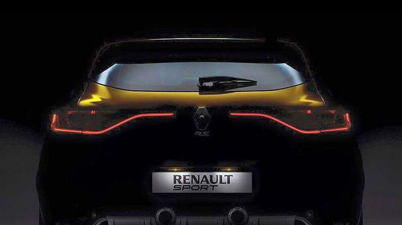 Difúzor zvyšujúci prítlak ozdobia dve koncovky...