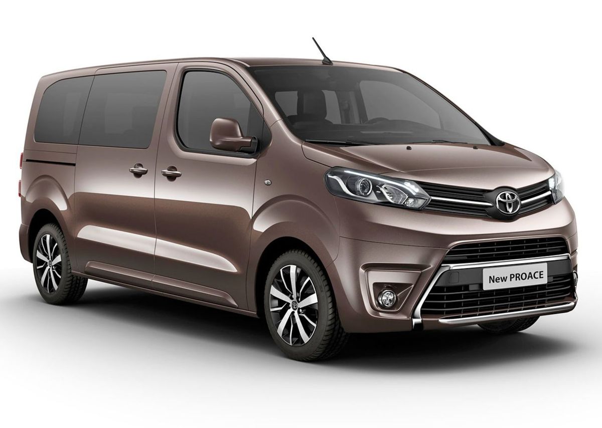 Najvýraznejším členom rodiny bude Toyota Proace...