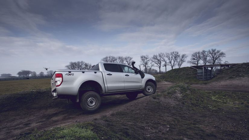 Ford Ranger v bežných podmienkach poháňa zadnú...