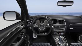 Audi Q5 - interiér