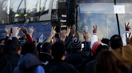 Ľudia evakuovaní zo Sýrie dorazili do Turecka a Libanonu