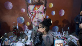 Osobnosti vyjadrujú smútok nad stratou hudobnej ikony - Davida Bowieho