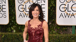 Felicity Huffman v šatách Lorena Sarbu.