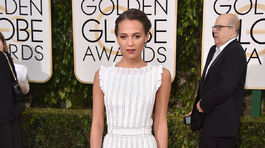 Herečka Alicia Vikander v kreácii Louis Vuitton.