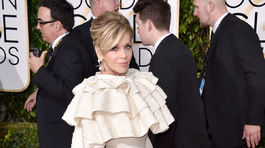 73rd Annual Golden Globe Herečka Jane Fonda prišla v šatách Yves Saint Laurent Couture.- Arrivals