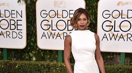 Herečka Laverne Cox v róbe Elizabeth Kennedy.