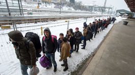 EK: Prerozdelenie migrantov z Grécka a Talianska výrazne mešká