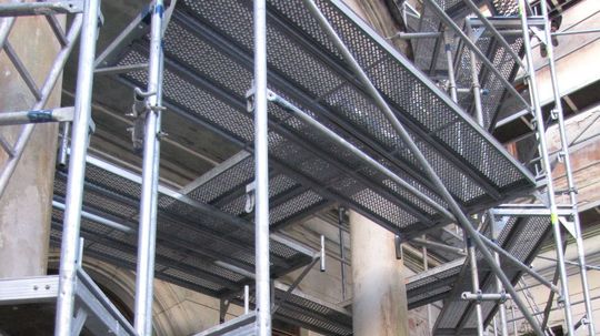 Obnova Pisztoryho paláca je v plnom prúde....