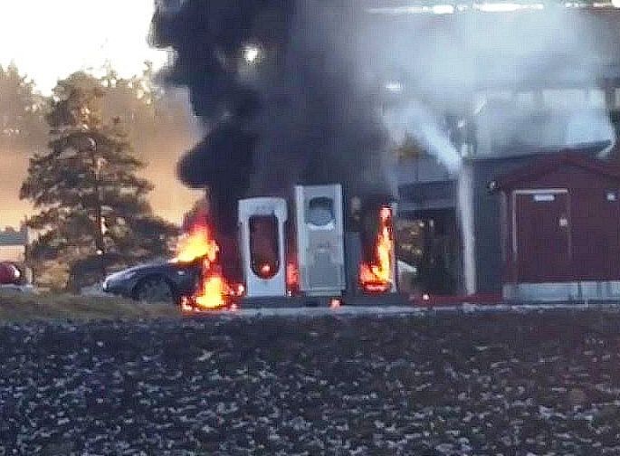 Ojedinelé nie sú ani požiare týchto...