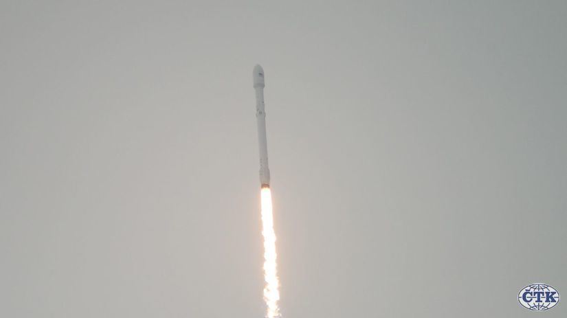 Falcon 9, raketa