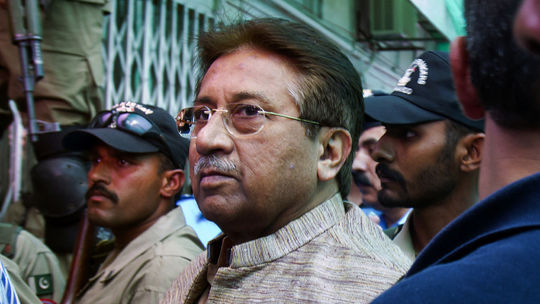 Zomrel bývalý pakistanský prezident Parvíz Mušaraf