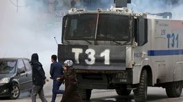 Granát zasiahol v Turecku školu, zomrel jeden človek