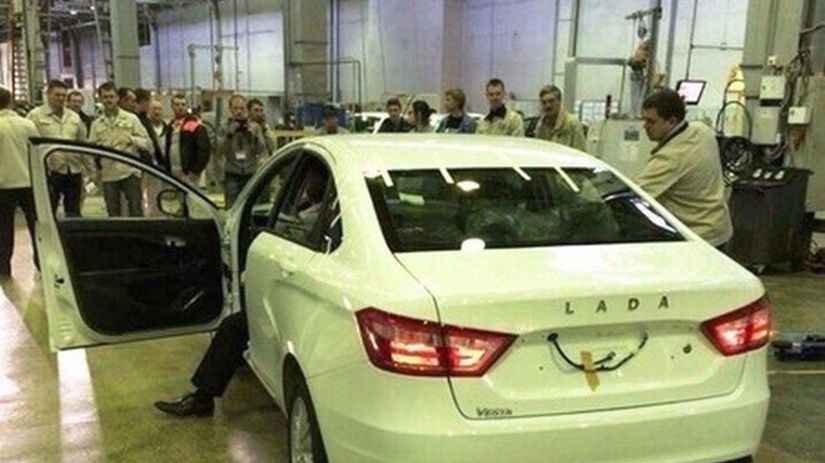 Vláda na prepad automobilového trhu zareagovala...