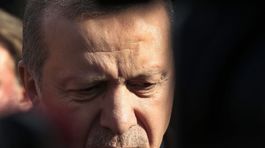 Akademici draho zaplatia za petíciu proti vláde, povedal Erdogan